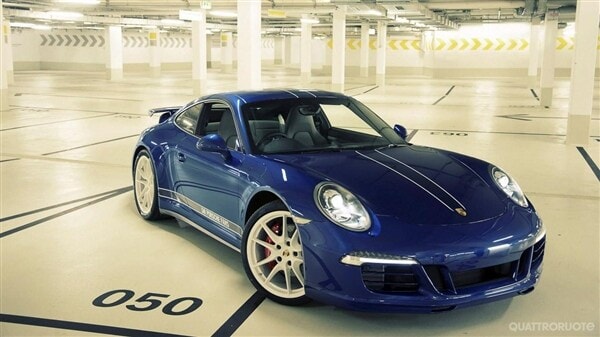 2013-porsche-911-5-milioni-facebook-fans-edition-front-static-600-001