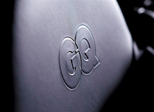 2014-fiat-500c-gq-edition-headrest-gq-detail-600-001