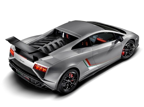 2014-lamborghini-gallardo-lp-570-4-squadra-corse-rear-static-600-001