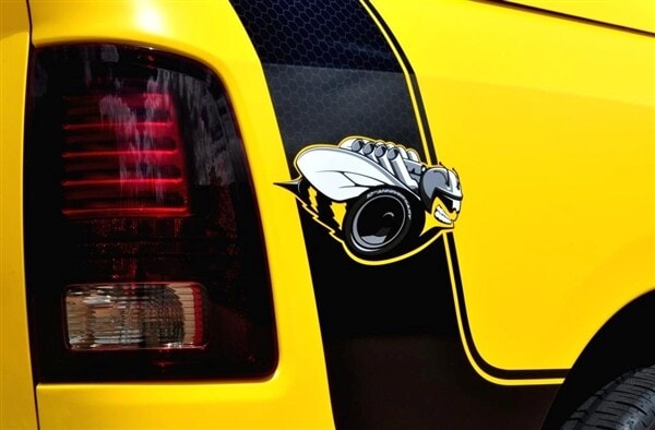 ram-1500-rumble-bee-concept-exterior-logo-600-001