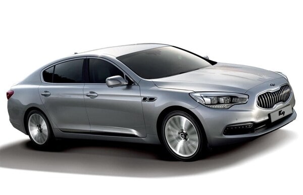 2013-kia-k9-front-action-600-001