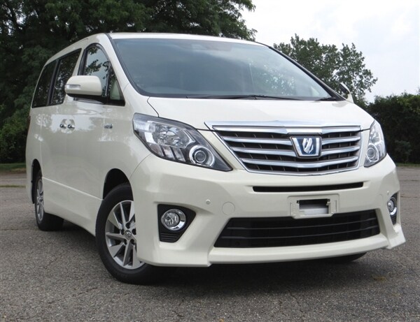 2013-toyota-alphhard-hv-front-static-600-001