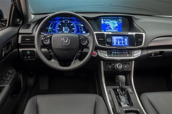 2014-honda-accord-hybrid-dash-600-001