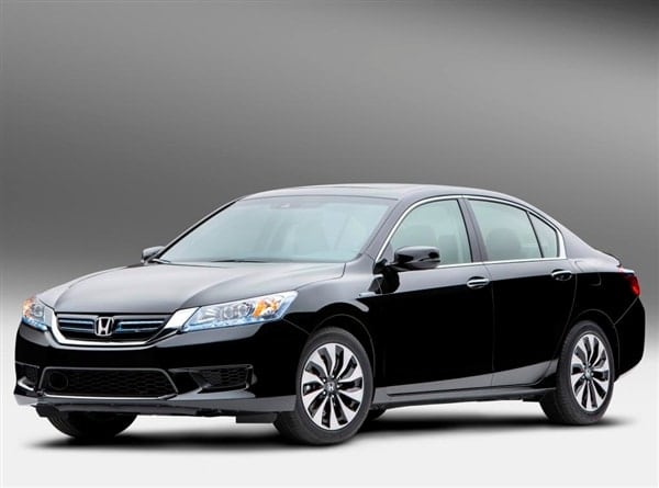 2014-honda-accord-hybrid-front-static2-600-001