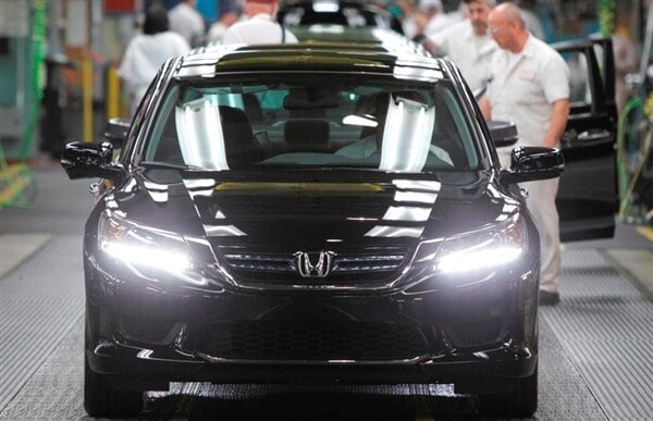 2014-honda-accord-hybrid-production-start-head-on-static-600-001