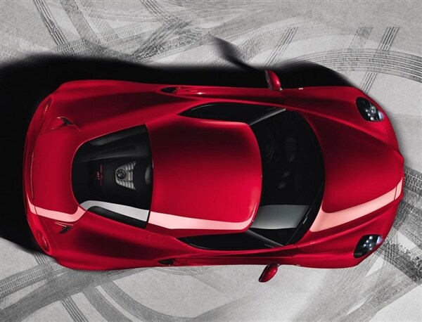 alfa-romeo-4c-overhead-static-600-001