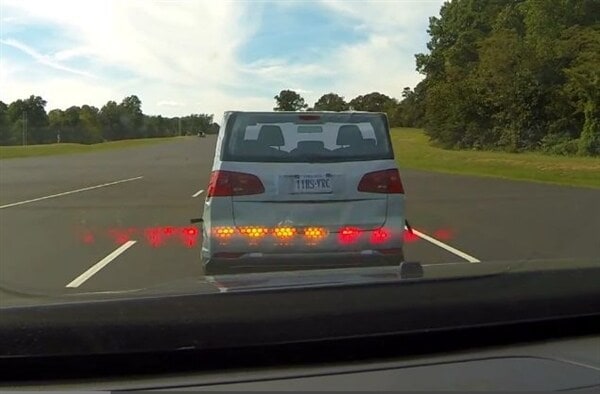 iihs-forward-crash-prevention-test-image2-600-001
