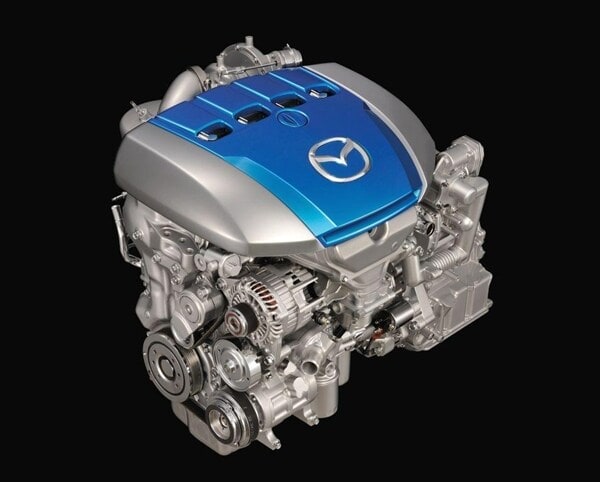 mazda-skyactiv-d-diesel-engine-600-001