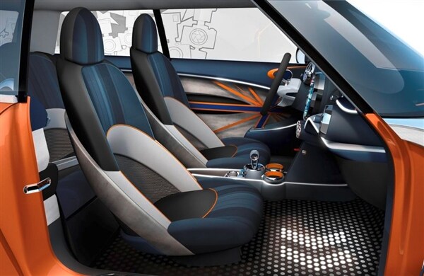 mini-vision-concept-interior-front-600-001
