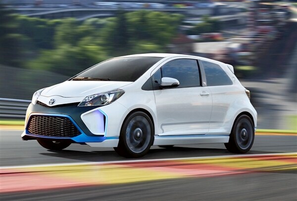 toyota-yaris-hybrid-r-concept-front-action2-600-001