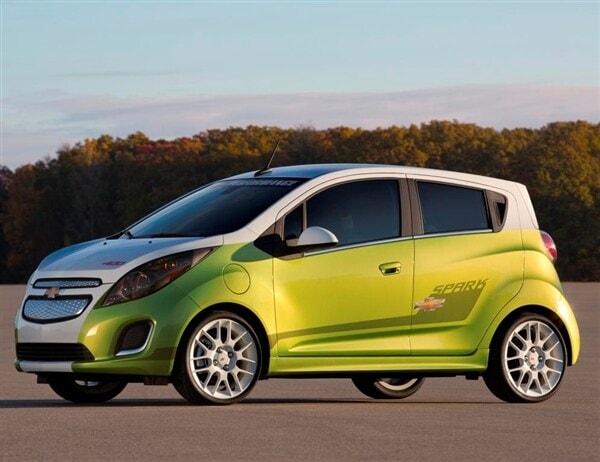 2013-sema-chevrolet-spark-ev-front-static2-600-001