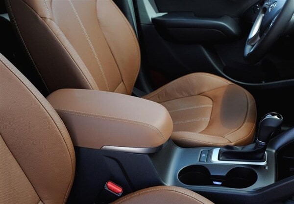 2014-hyundai-tucson-interior-front3-600-001