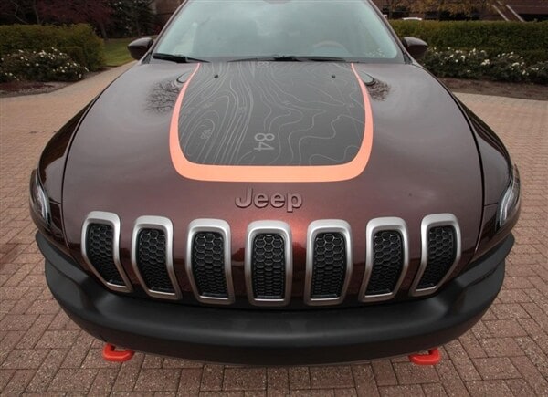 2014-mopar-jeep-trail-carver-nose-detail-600-001