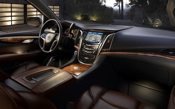 2015-cadillac-escalade-interior-front-seat-detail-600-001