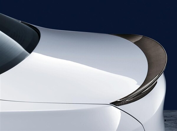 bmw-m5-and-m6-accessories-carbon-fiber-rear-spoiler-600-001