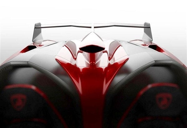 lamborghini-veneno-roadster-engine-cover-rear-wing-detail-600-001