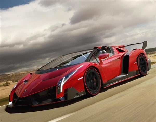 lamborghini-veneno-roadster-front-action-600-001
