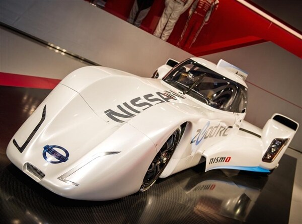 nissan-zeod-rc-racer-front-static2-600-001