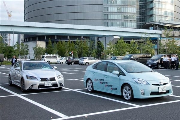 toyota-automated-highway-driving-assist1-600-001
