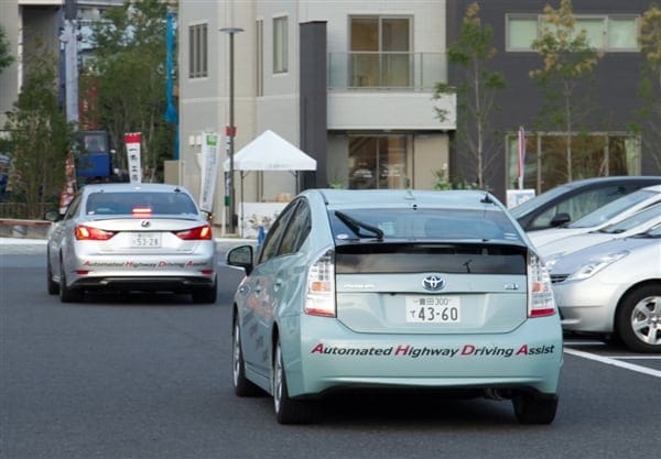 toyota-automated-highway-driving-assist2-600-001