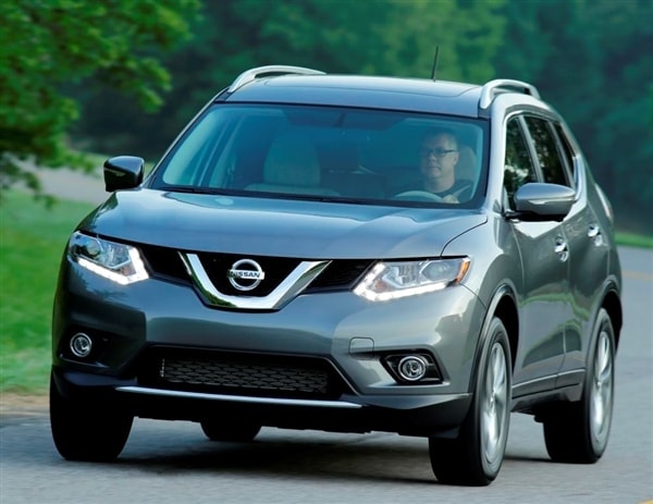 2014-nissan-rogue-front-action1-600-001