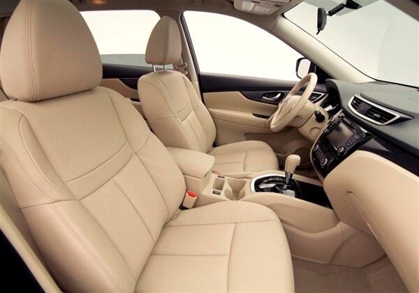 2014-nissan-rogue-interior-front-600-001
