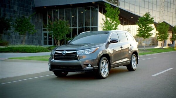 2014_toyota_highlander_hybrid_006-600-001