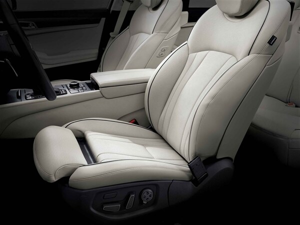 2015-hyundai-genesis11-600-001