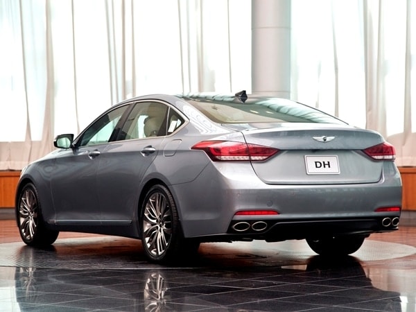 2015-hyundai-genesis5-1-600-001