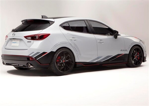 mazda3-club-sport-concept-sema-rear-static-600-001