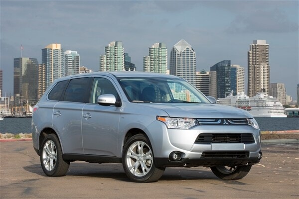 2014outlandersd_03-600-001