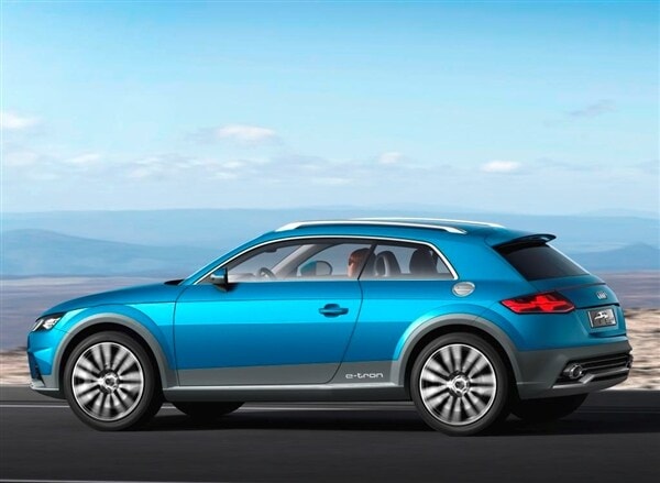 audi-allroad-shooting-brake-action-pan2-600-001