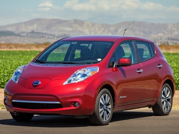 nissan_leaf_at_nissan_360-600-600-001