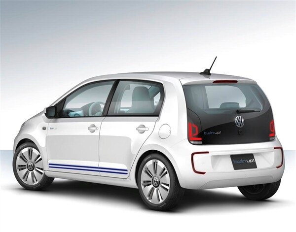 volkswagen-twin-up-rear-static-600-001