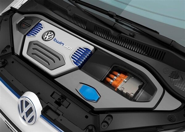 volkswagen-twin-up-underhood-detail-600-001