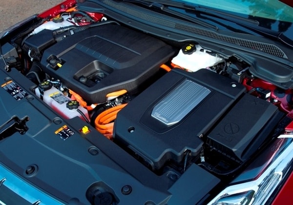 2014-cadillac-elr-engine-detail-600-001