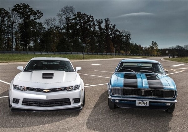 2014-chevrolet-camaro-z-28-1967-camaro-z28-front-static-600-001