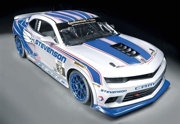 2014-chevrolet-camaro-z-28-r-front-static-600-001