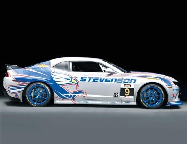 2014-chevrolet-camaro-z-28-r-profile-static-600-001