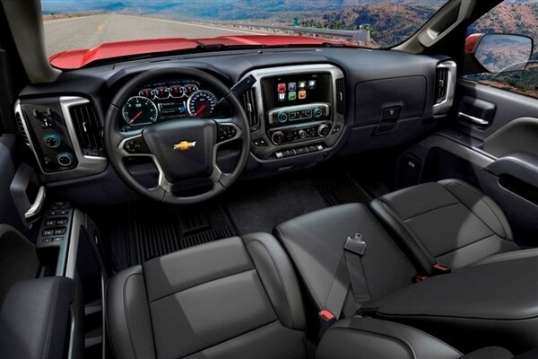 2014-chevrolet-silverado-interior-front-600-001