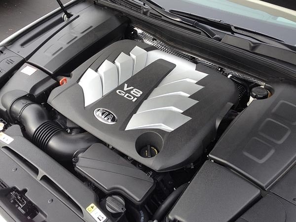 2015-kia-k900-exterior-09-600-001