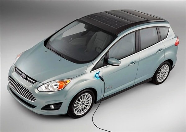 ford-c-max-solar-energi-concept-front-static-overhead-plugged-in-600-001