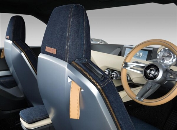 nissan-idx-freeflow-interior2-600-600-001