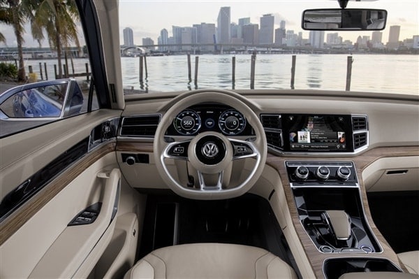 volkswagen-crossblue-suv-concept-front-dash-detail-600-001