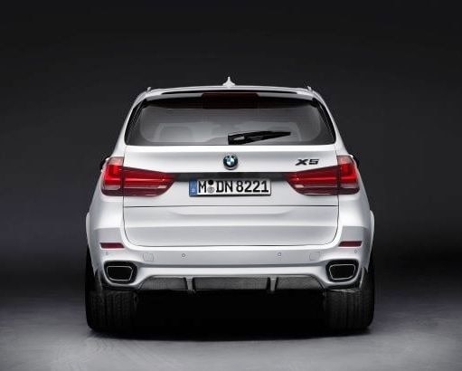 2014-bmw-x5-m-performance-parts-tail-on-static-600-001