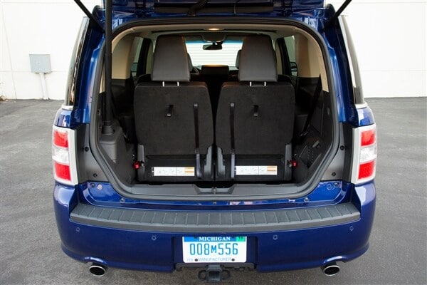 2014-ford-flex-11-600-001