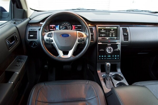 2014-ford-flex-15-600-001