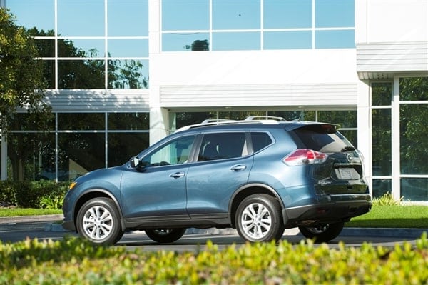2014-nissan-rogue-05-600-001