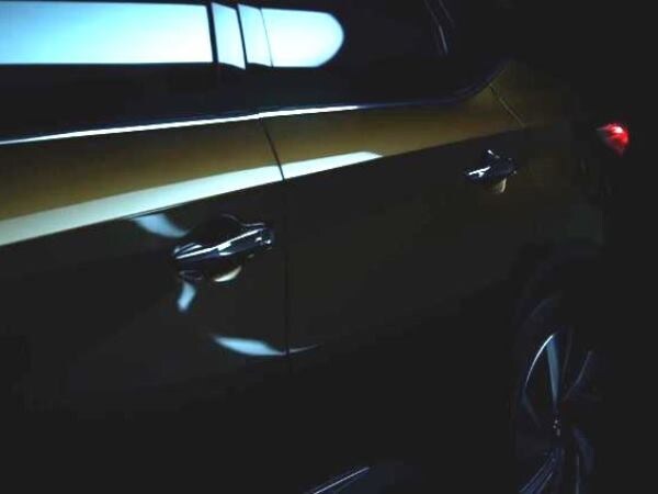 2015-nissan-murano-teaser2-600-600-001