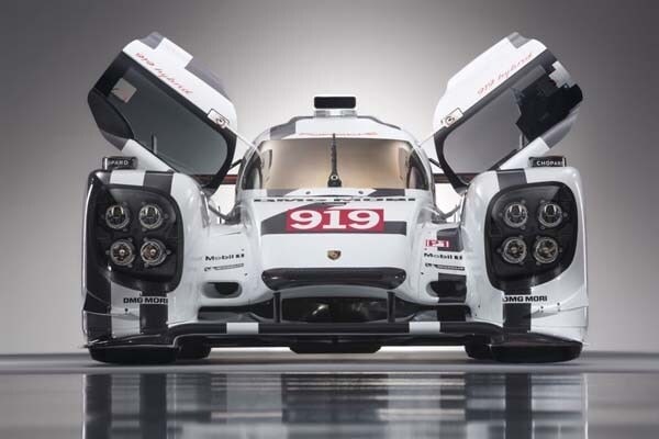 porsche-919-hybrid-le-mans-prototype-static-front-doors-open-600-001